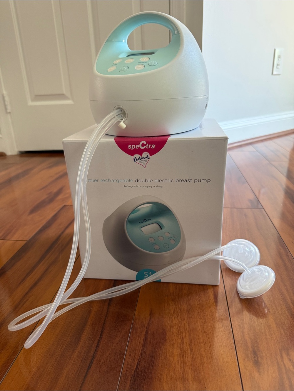 Spectra S1 Rechargeable Double Electric Breast Pump - Mint/White